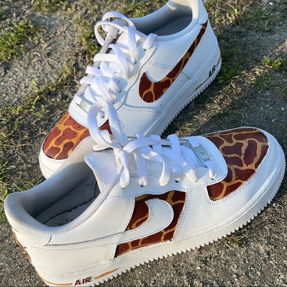 Custom AIR FORCE 1s - Picture 4 of 5